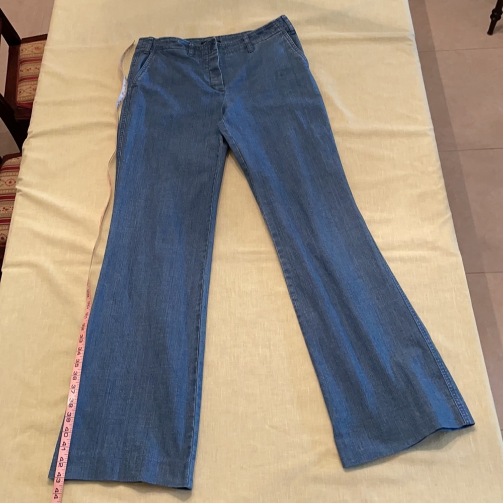 Stretchy Bell Bottom Jeans Size 8 by Kenneth Cole NY